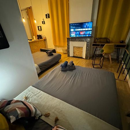 Charmant Appartement Climatise Aux Pieds De La Cite Carcassonne Exterior foto