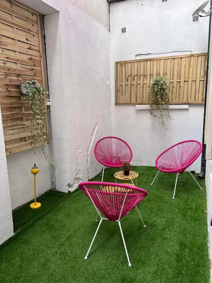 Charmant Appartement Climatise Aux Pieds De La Cite Carcassonne Exterior foto