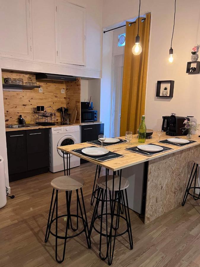 Charmant Appartement Climatise Aux Pieds De La Cite Carcassonne Exterior foto