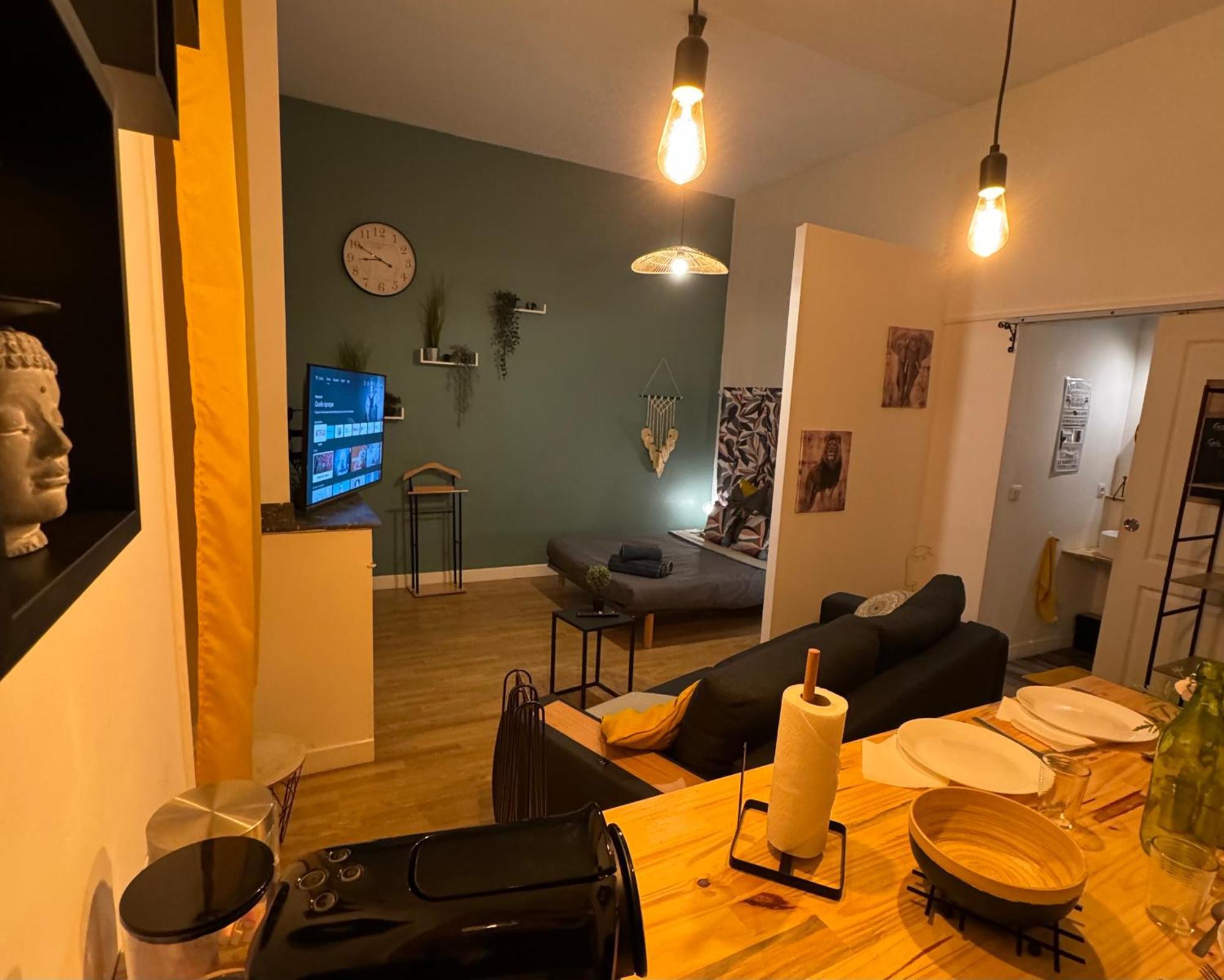 Charmant Appartement Climatise Aux Pieds De La Cite Carcassonne Exterior foto